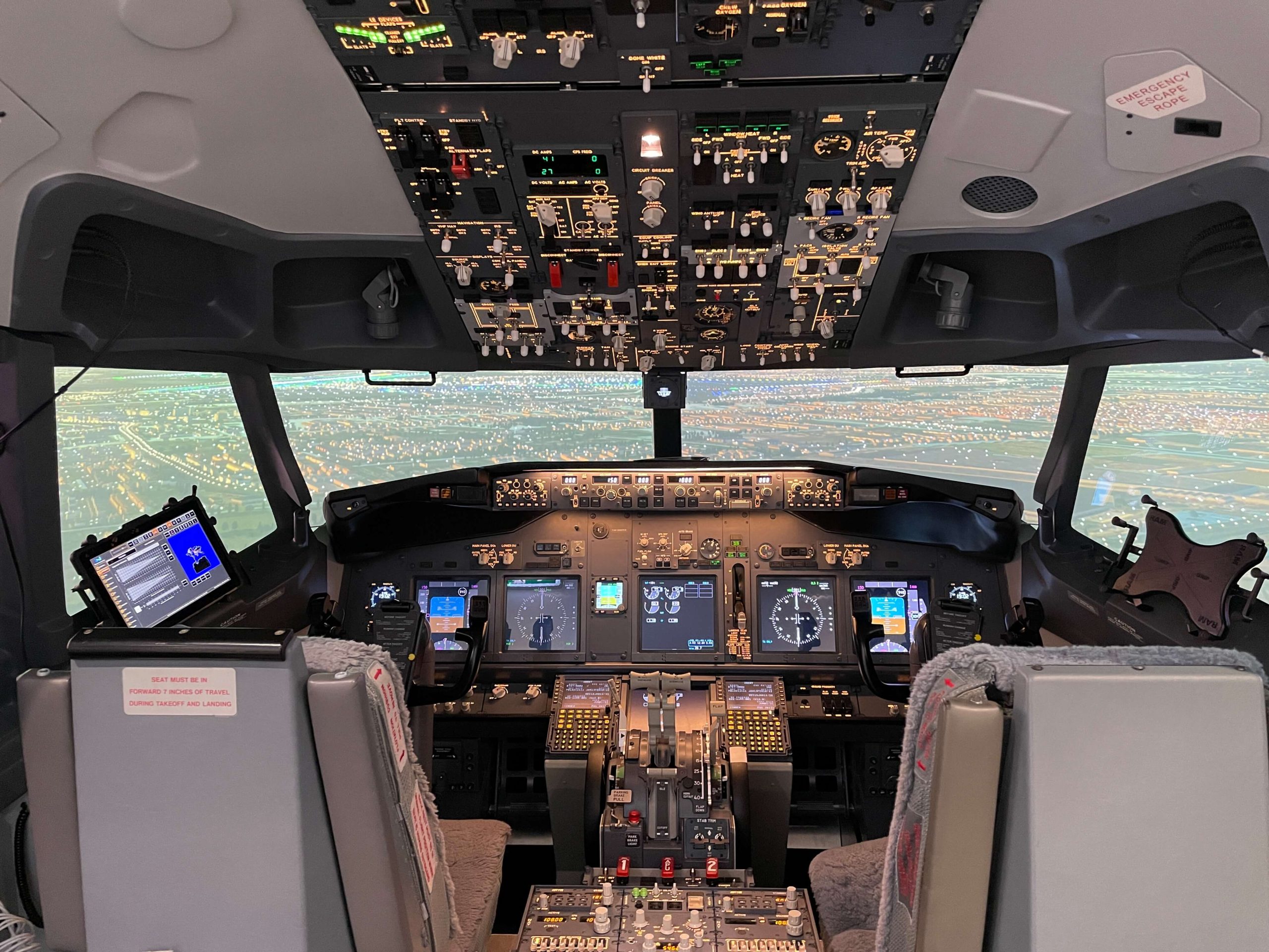 Wright Brothers Flight Technology Flight Simulator Manufacturer Boeing B737 Pilot Training AFM
