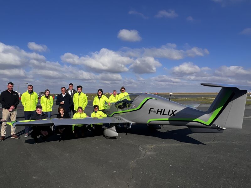 Elixir Aircraft - Cirrus Aviation - Pilot Training AFM.aero