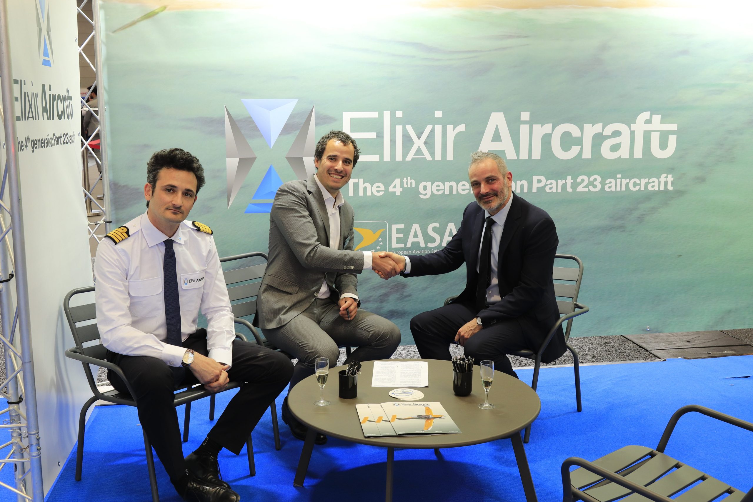 Elixir Aircraft and Mermoz Academy - Pilot Training AFM.aero