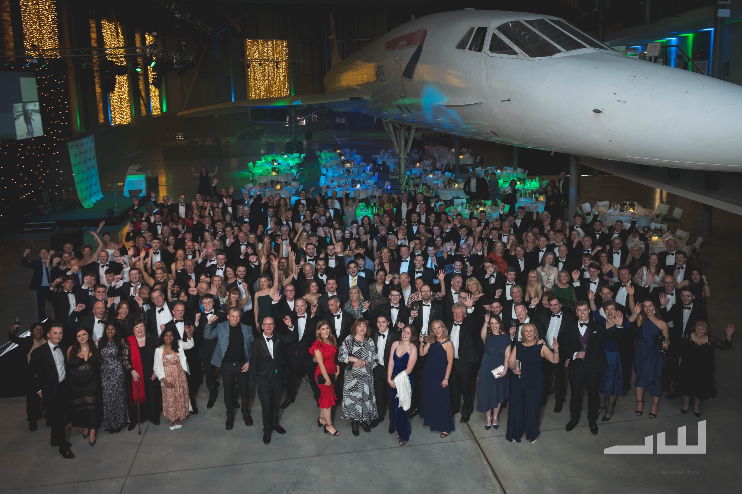 UK Flight School, Leading Edge Aviation, Celebrates Graduation of 2023