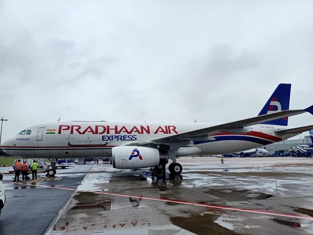 Pradhaan Air Express - Pilot Training AFM.aero