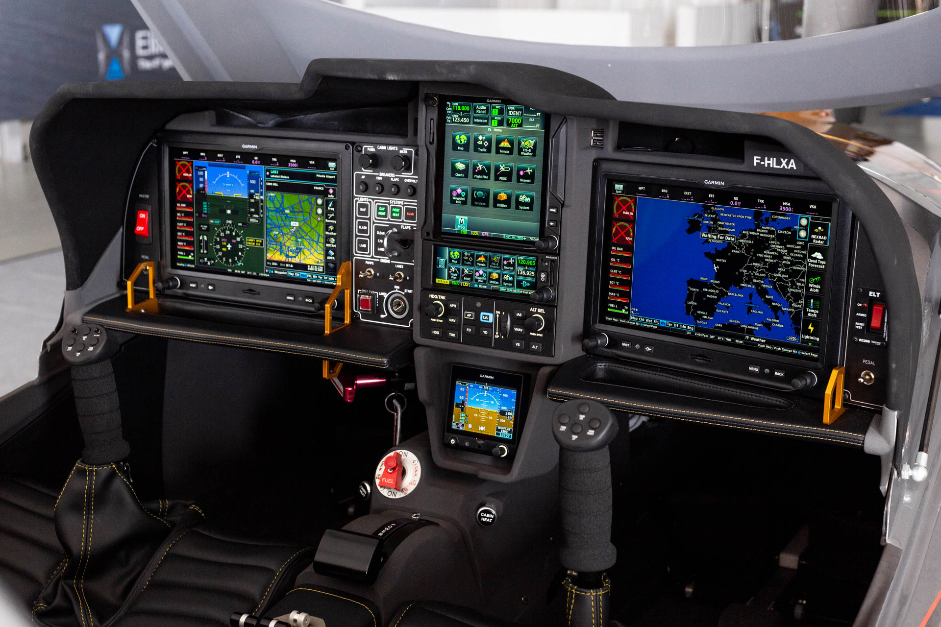 Elixir Aircraft - Pilot Training AFM.aero