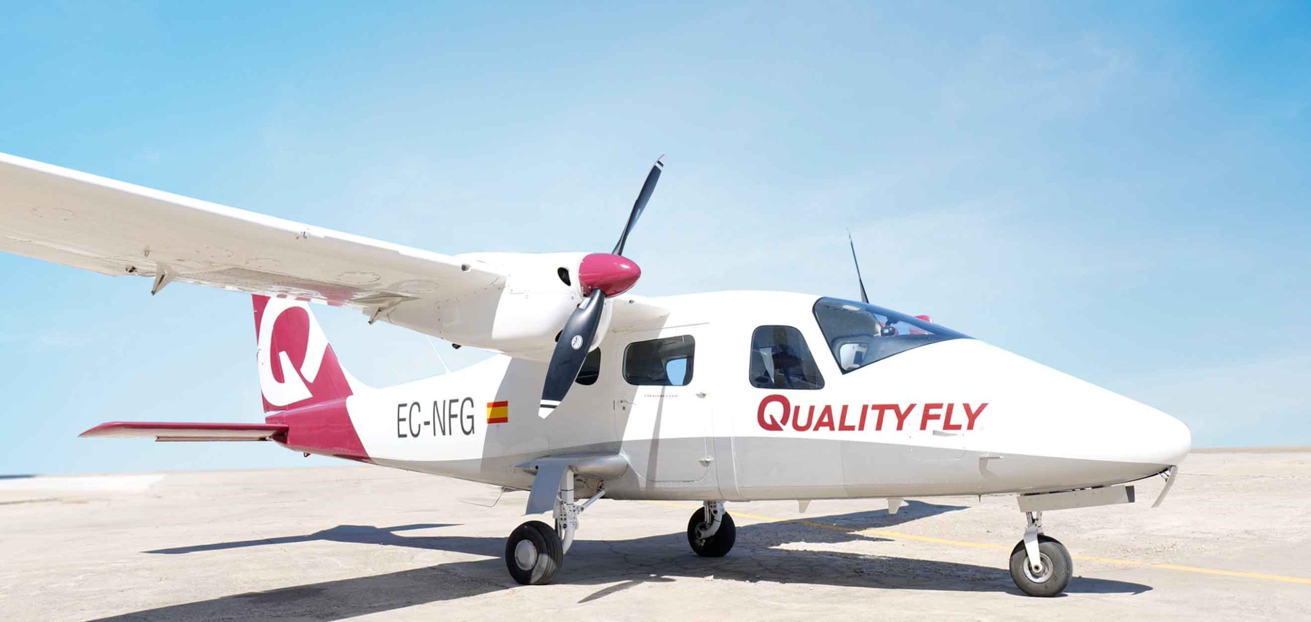 Quality Fly Madrid Spain Flight School Tecnam Multi Engine Aircraft Pilot Training AFM
