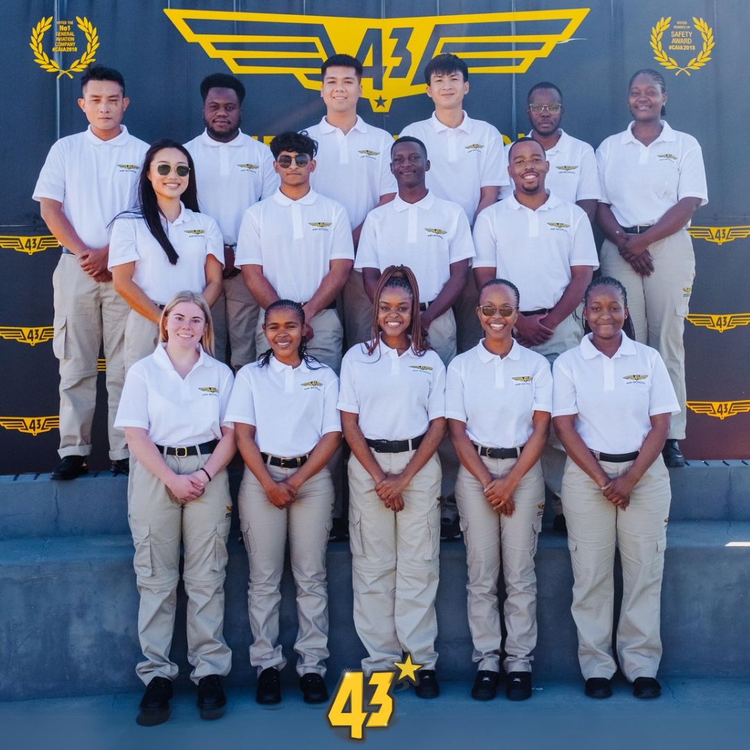 43 Air School - Pilot Training AFM.aero