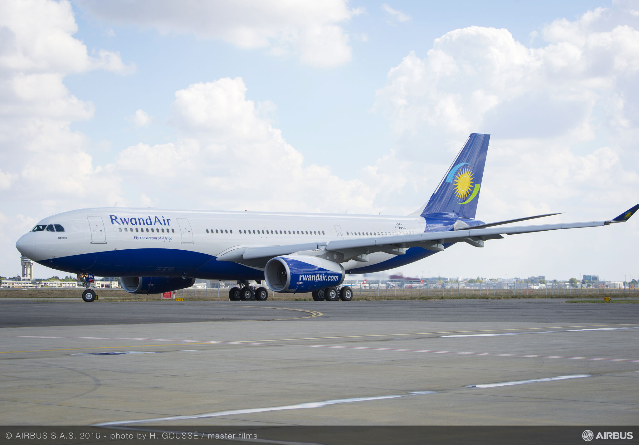 RwandAir - Pilot Training AFM.aero