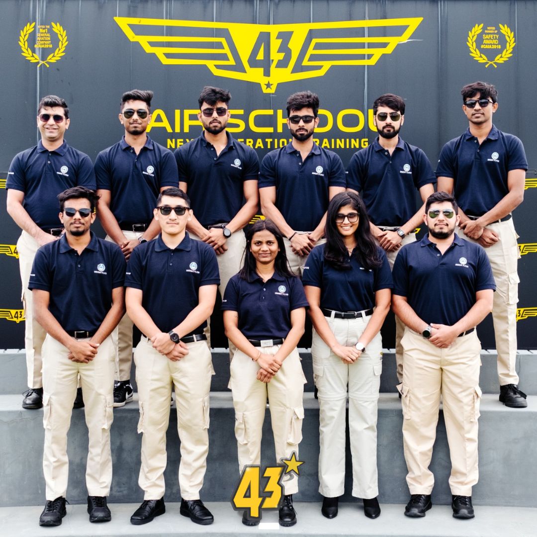 43 Air School - Pilot Training AFM.aero