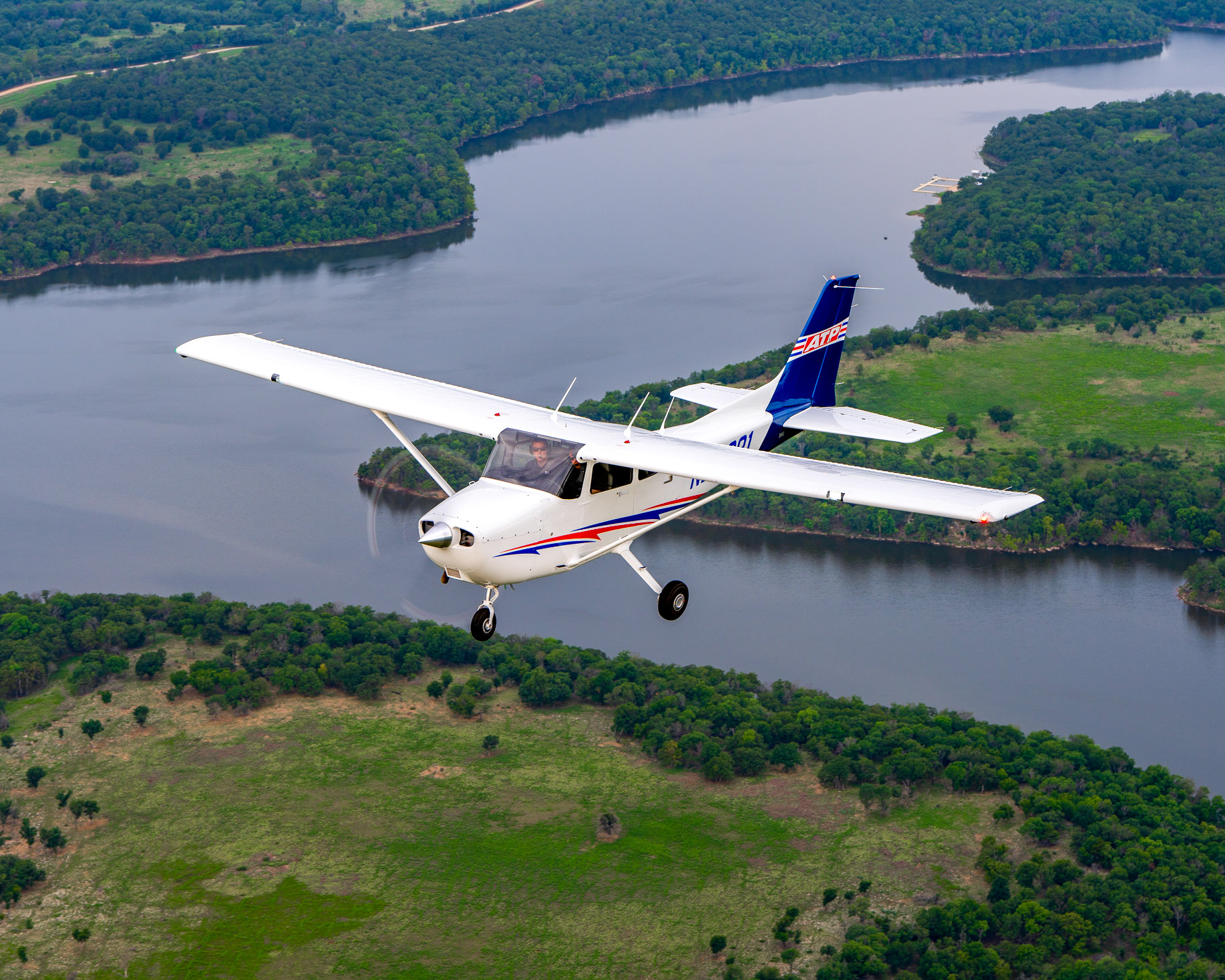 ATP Flight School_Cessna Aircraft_Pilot Training AFM.aero