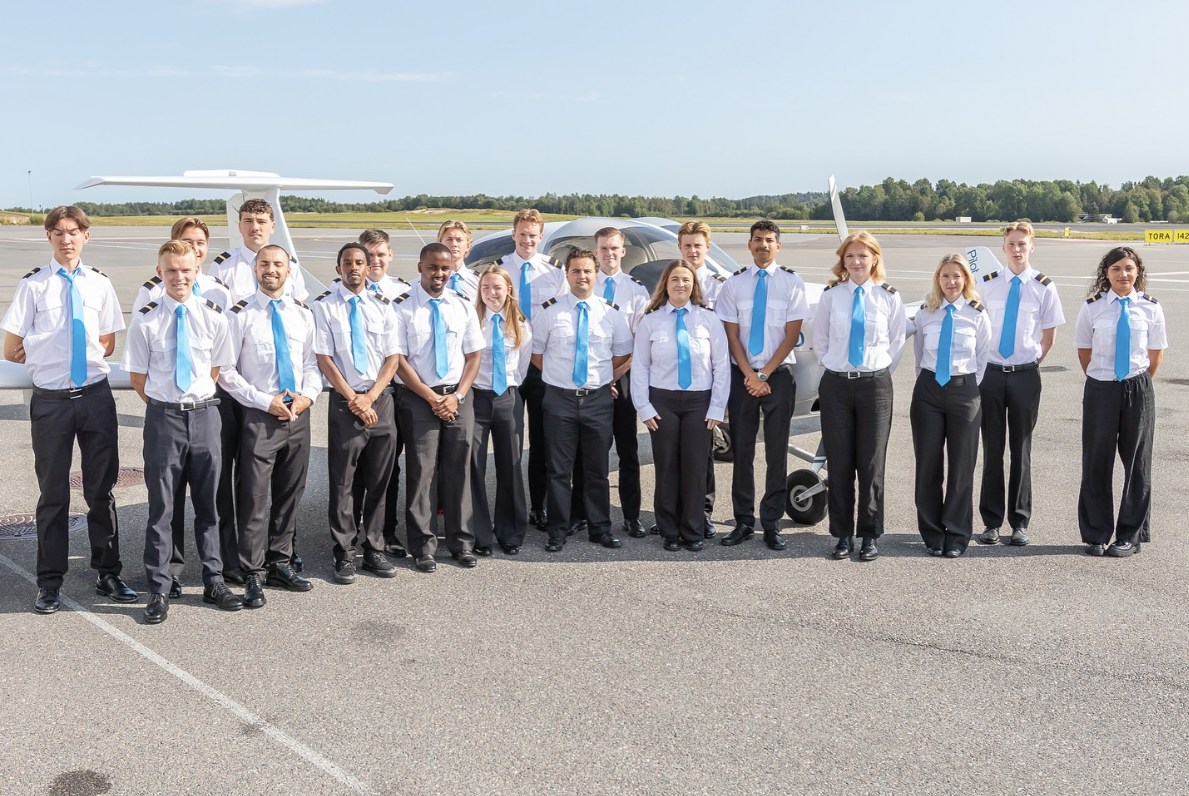 Pilot Flight Academy - Pilot Training AFM.aero