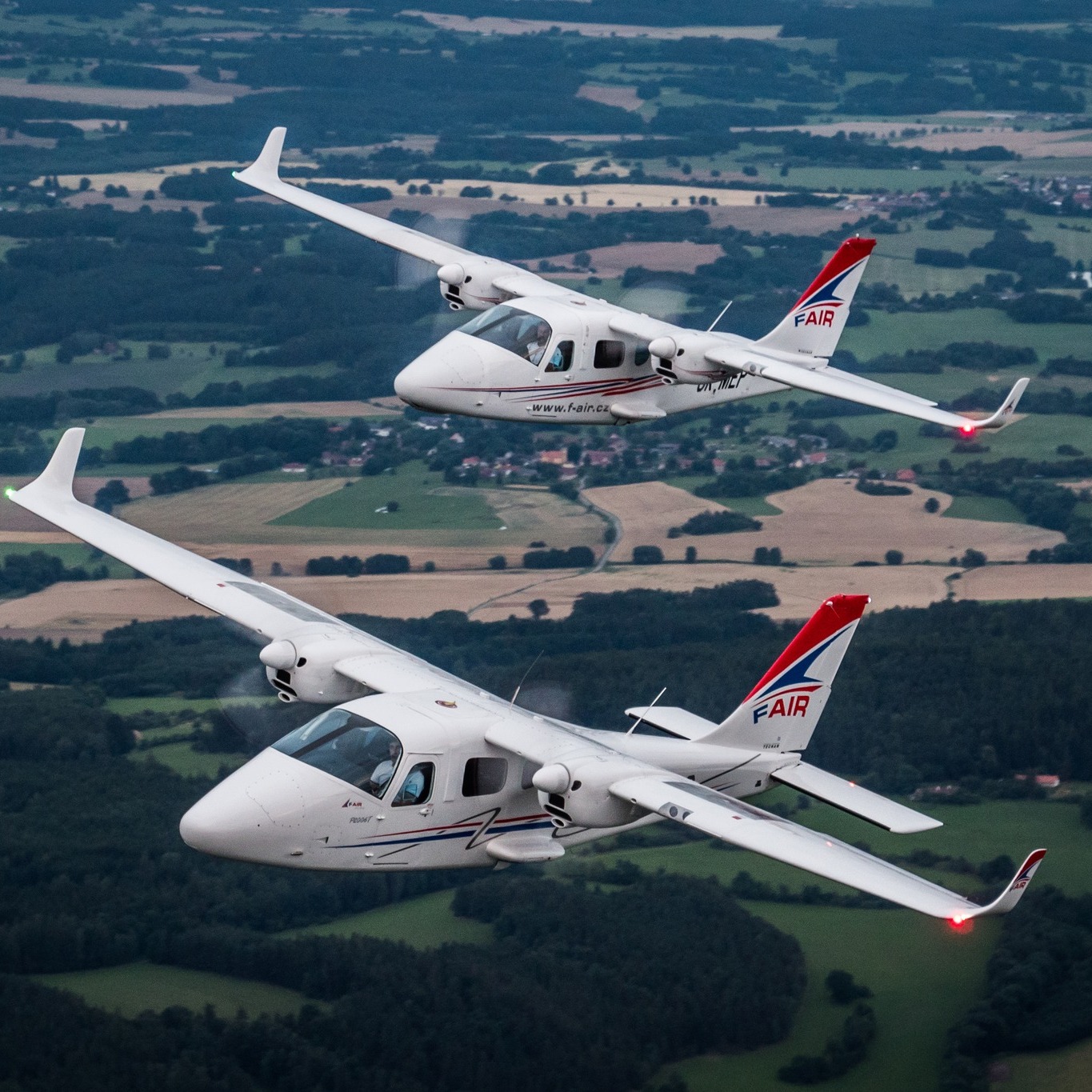 F AIR - Pilot Training AFM.aero