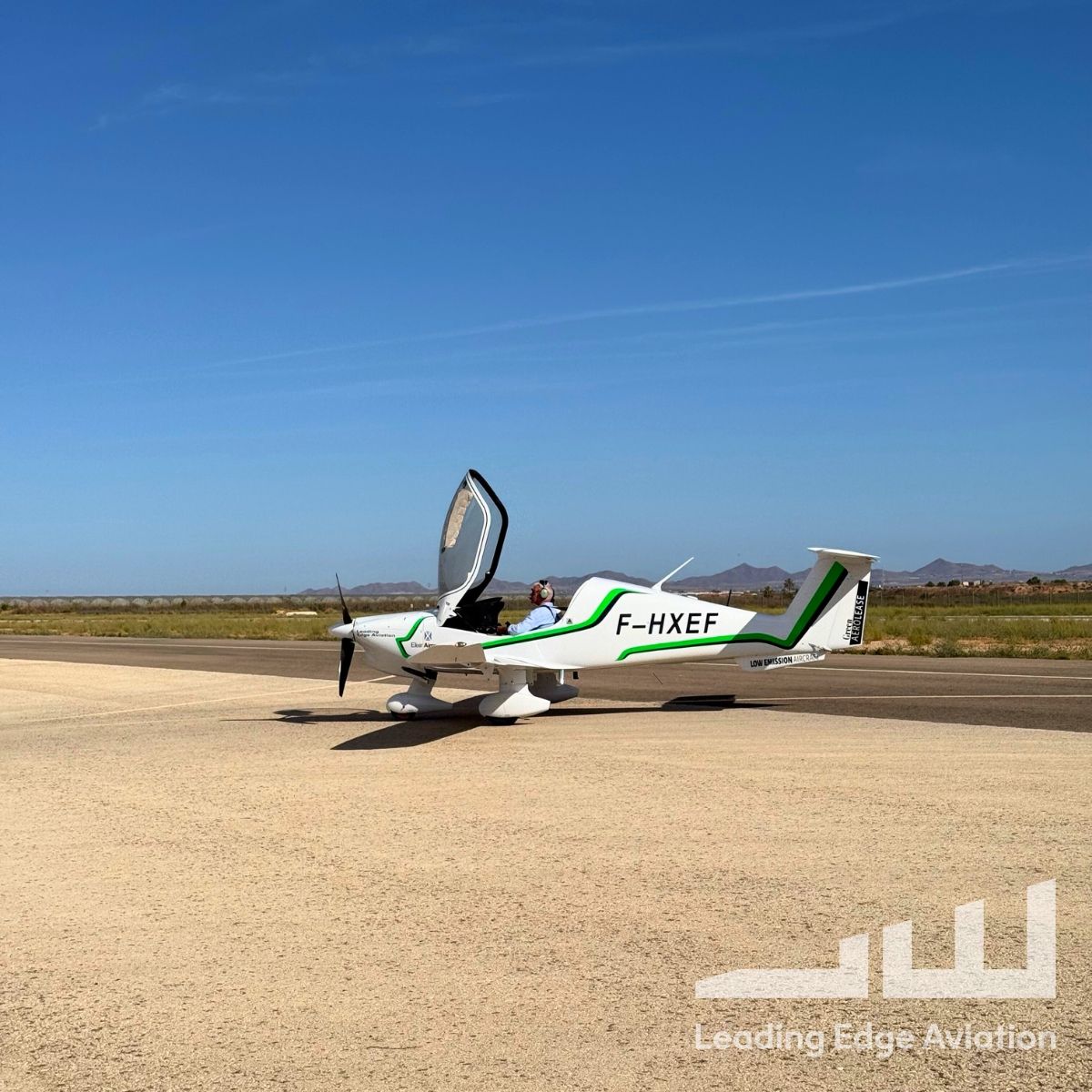 Leading Edge Aviation - Pilot Training AFM.aero