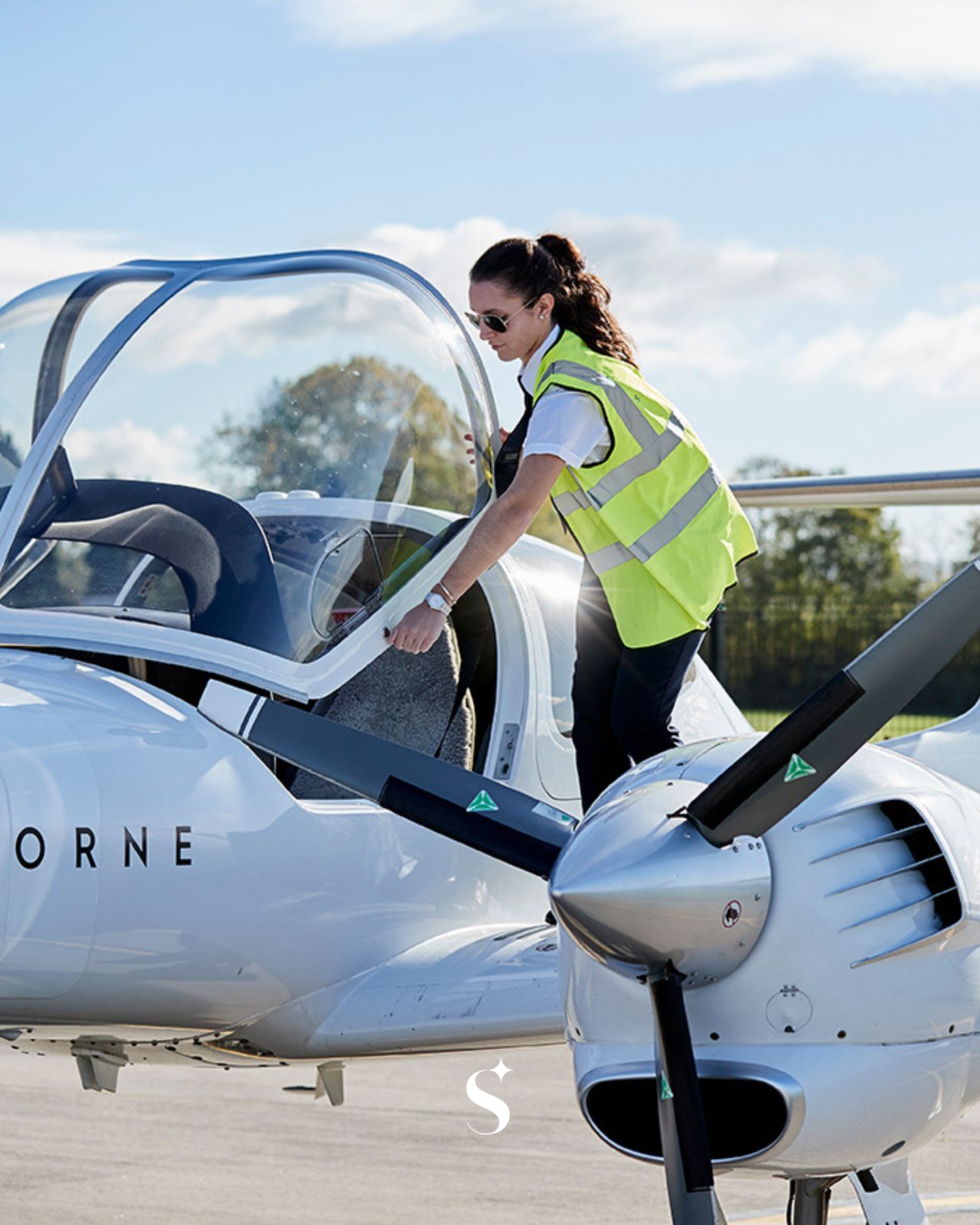 Skyborne Airline Academy - Pilot Training AFM.aero