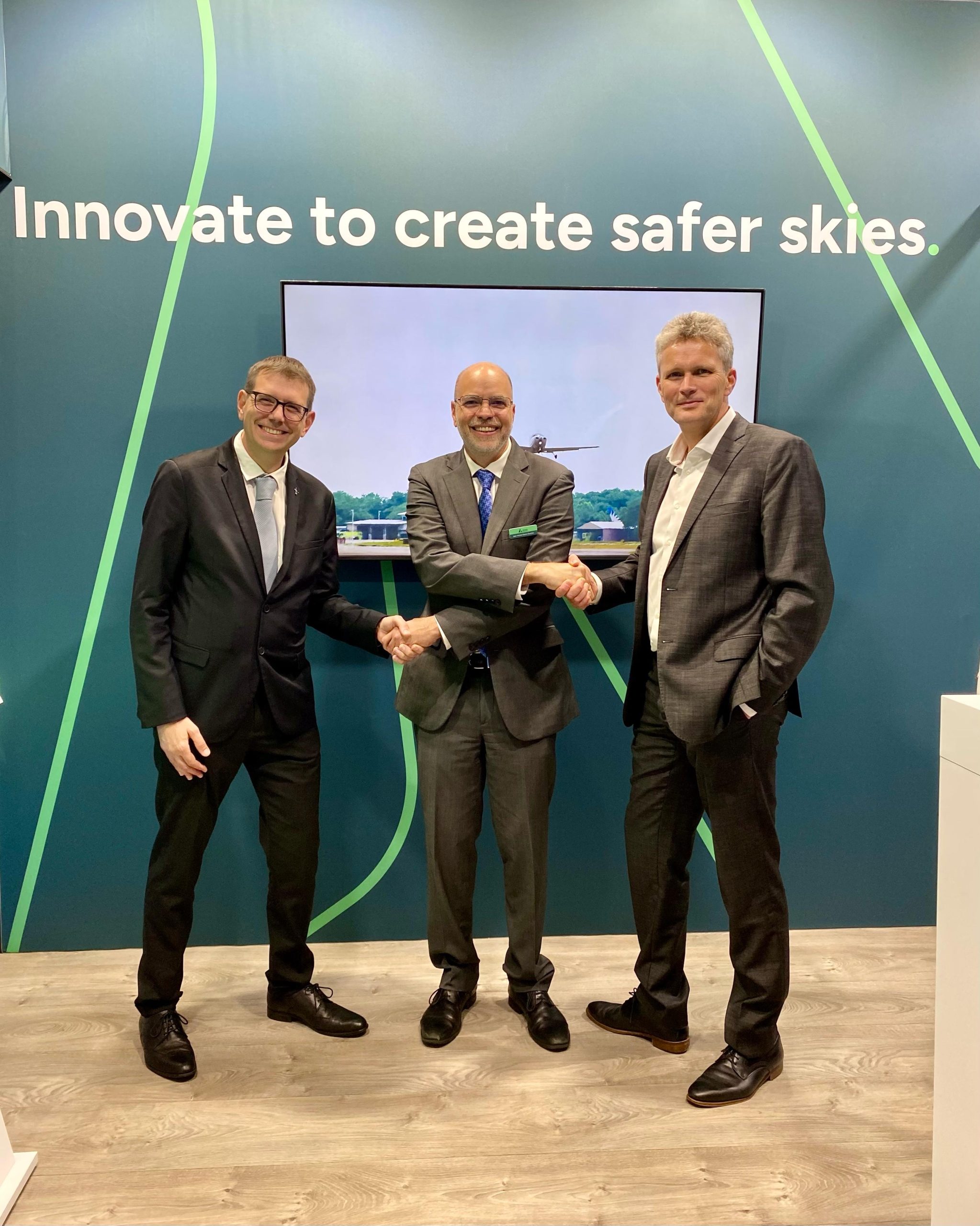 Acron_Airbus_Pilot Training AFM.aero