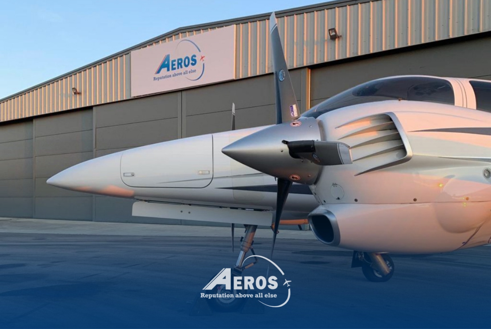 Aeros Flight Training - Pilot Training AFM.aero
