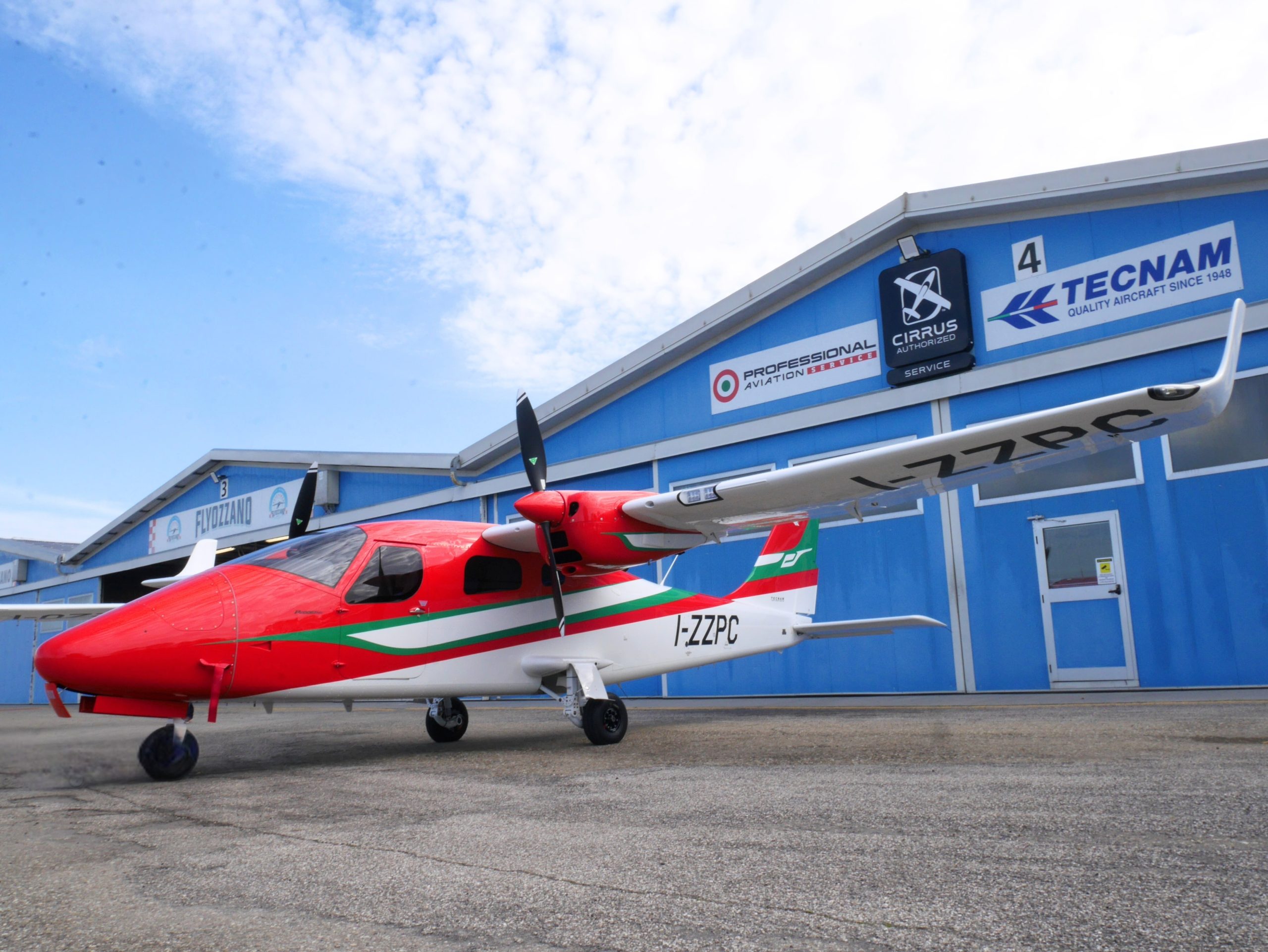 Professional Aviation_Tecnam_Pilot Training AFM.aero