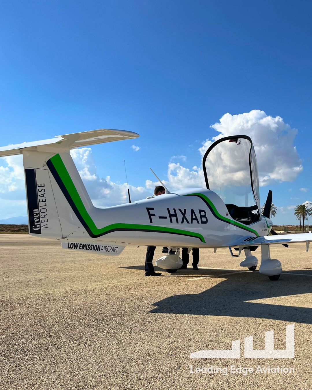 Leading Edge Aviation - Pilot Training AFM.aero