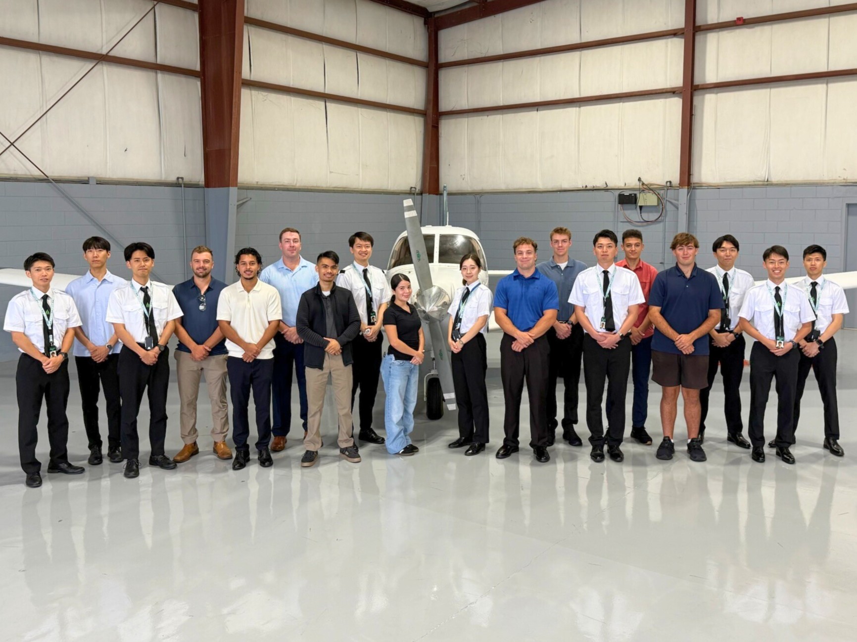 Acron Aviation Academy - Pilot Training AFM.aero